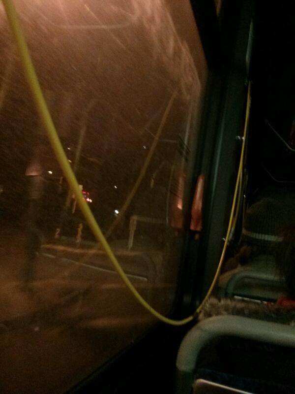 lexiiirivera's tweet image. Is this even working? #transitproblems