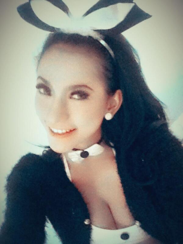 amelalfiani's tweet photo. Bunny :3 http://t.co/LEYSmfjxgN