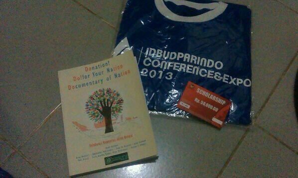 weloveconverse's tweet photo. a very late post from us but we should say something 'bout it, big thanks to @CommunityNetId @CoffeeIns @optimis_me ! http://t.co/a9yspAZAbJ