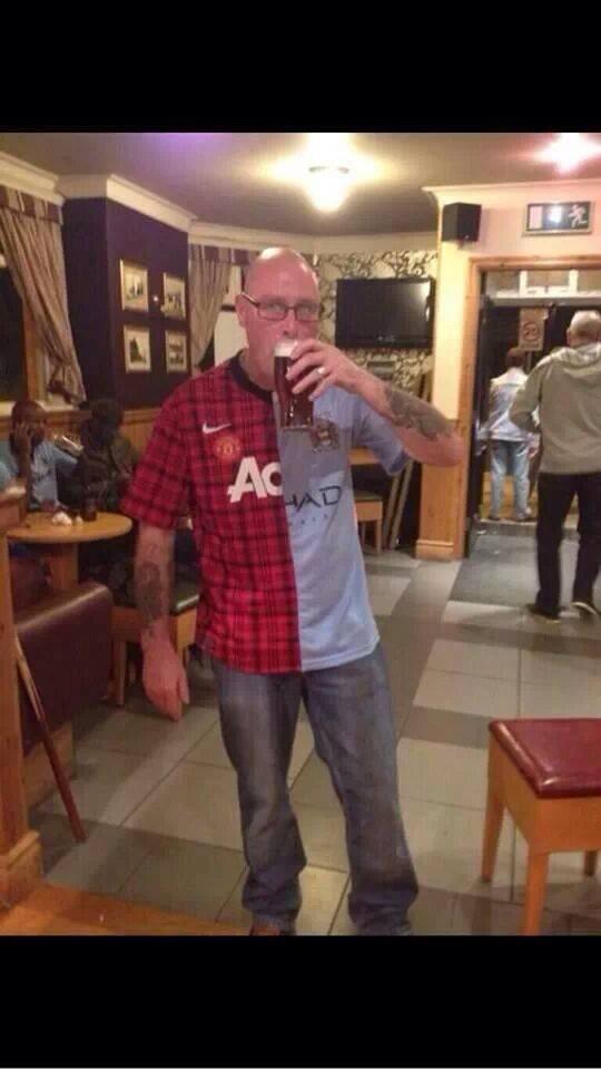 FootballFunnys's tweet photo. wtf? http://t.co/tvBbwgSUHl