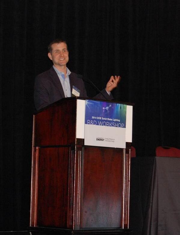 SiteWorx01's tweet photo. Tx to @AkoyaSSL for pic of @bchemel talking 'bout future of lighting: digital, networked, personal, responsive. http://t.co/fX6RZlW9GG