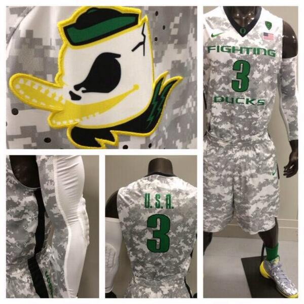 Phil Hecken on X: RT @PReinforcement Oregon Ducks digital camo basketball  jersey and military inspired logo  / X