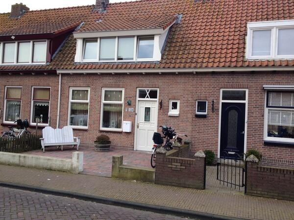 henk_i tweet picture