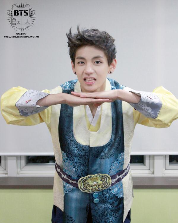 [Picture/Fancafe] BTS Staff Diary New Years Special Greetings with