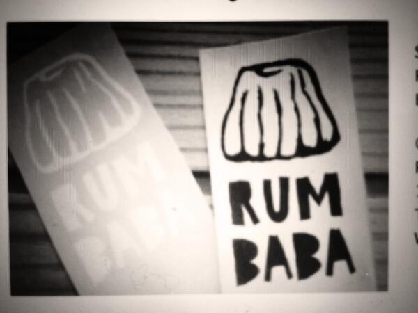 #gossip!! Hoor ik net even dat @RumBabaBakery as zaterdag haar eerste koffietjes voor jullie gaat zetten!! #benieuwd!