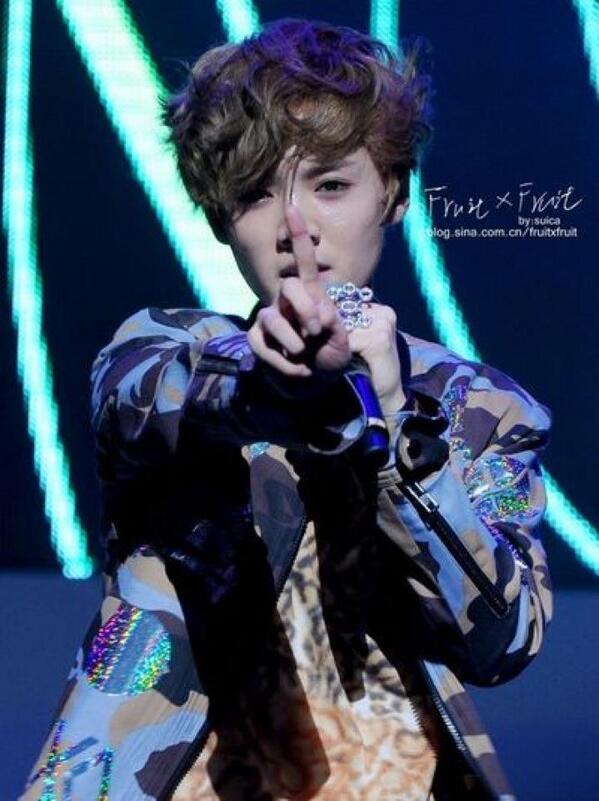 LUhan Exo_M (@fx_sonelf) on Twitter photo 