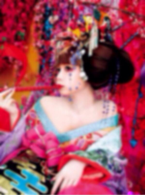 o____FAKE____o's tweet photo. 偽  り  だ  ら  け  の  恋  愛

      あなた様だけの華でいたかった

どうか

私を買っていただけないでしょうか  ?

    Rt    ↪︎  Follow http://t.co/1e3gzuVbi4