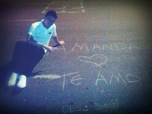 Assis_Sann's tweet photo. @mandykiuk  Te Amo pretinha <3 http://t.co/oSl0pa5YQ1
