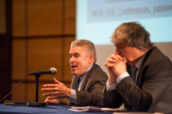 lylesnith's tweet photo. MT @LondonU Interesting range of perspectives on MOOCs - http://t.co/jM9iFm7rVz http://t.co/iAYPmSo6CN #AusELT @MOOECcom #mooec
