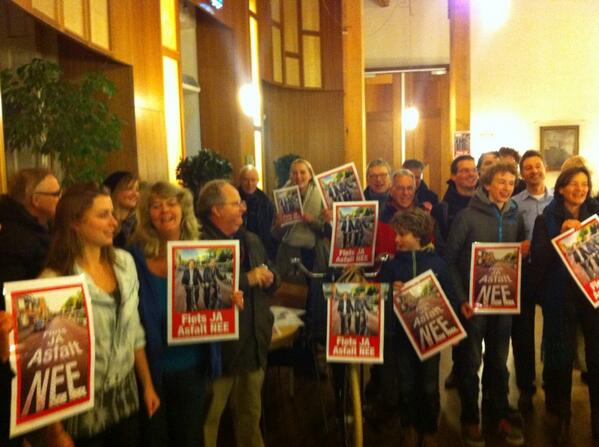 BulentIsik1121's tweet image. Bewoners van Leidseweg is in actie en wensen meer participatie #raad030 #Utrecht