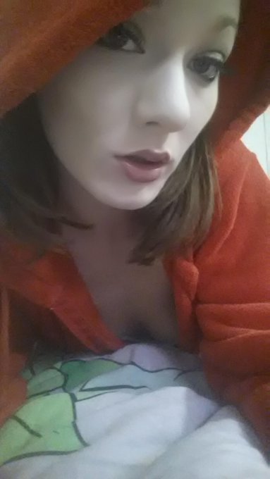 Miss Bambi Kush - I could hide in here all day http://t.co/pMOgIoratL