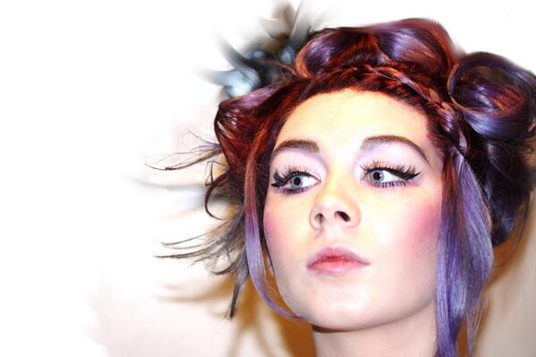 FrenchEChicThee's tweet photo. 💜 Hair 💜 Makeup 💜 My Job http://t.co/bugr3mUpdi