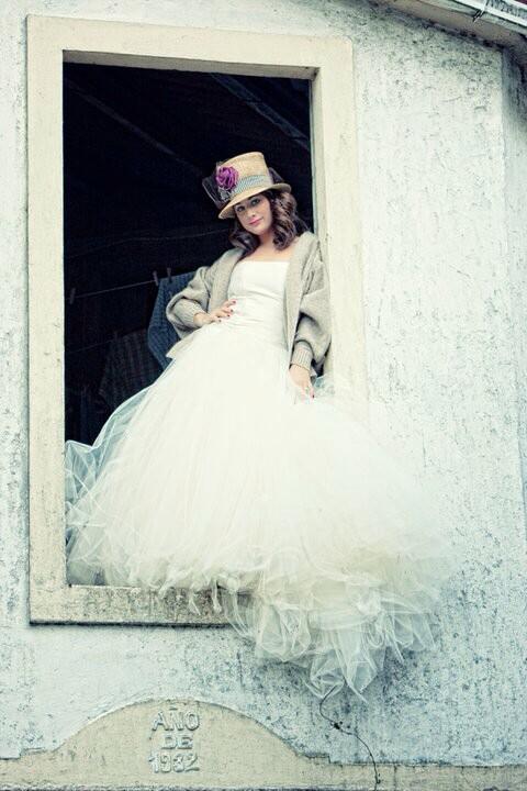 DivinityWedding's tweet photo. Nos encanta esta imagen que hemos encontrado de novia súper divertida!! http://t.co/wUMy999Ere