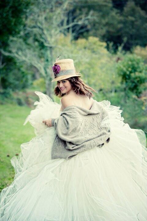 DivinityWedding's tweet photo. Total look!!! http://t.co/c8IGew7fEJ