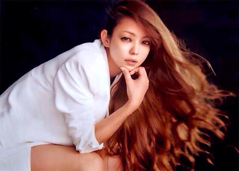 安室奈美恵 Emily 最近の悩み 私の今の髪型ってショートなんやけど最近ロングがいいなって思う 安室ちゃん見てたらあのサラサラが羨ましい Http T Co Ygwjp027py Twitter