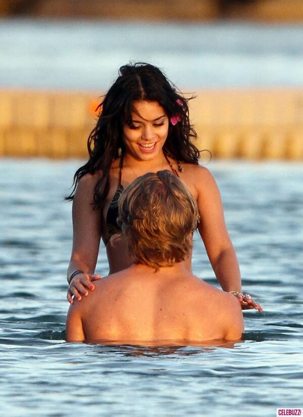 Paula_LHDP's tweet photo. @Hunter_LHDP claaaaro, claaaaaro, y eso queee? e.e jajajaja http://t.co/Yp1JQAtW5b
