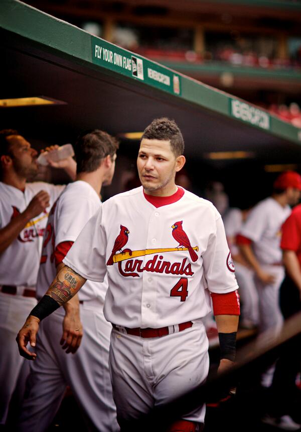 RETWEET if you think #YadierMolina is the #FaceofMLB! Track the live results here: atmlb.com/1lofaw2