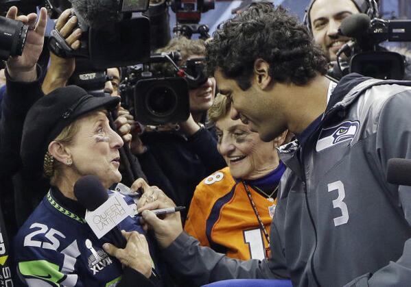 3 golden sisters on twitter we went to the super bowl media day