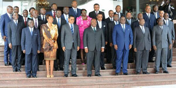#Gouvernement de la "Cohésion sociale". C'est parti. #Gabon <a href="/UJ_PDG/">UJPDG Officielle</a> <a href="/UJPDGFrance/">UJPDGFrance Officiel</a> @StephenMouba <a href="/AnthonyTome/">Anthony Tome</a>