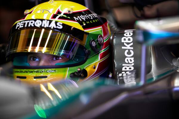 MercedesAMGF1's tweet photo. Jerez, Day 3; A best time of 1:23.952 from 62 laps with @LewisHamilton at the wheel http://t.co/yijszhuR9q http://t.co/k9DVzOx4uD
