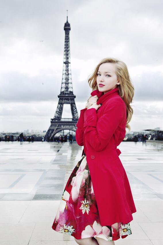 DoveCameronHD tweet picture