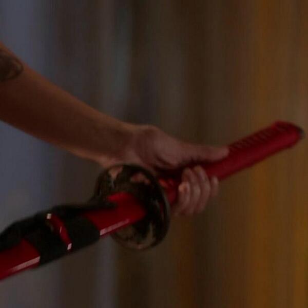MsNikoTakeda's tweet photo. ... But why do I find a katana underneath his bed? http://t.co/VWnC2JqaZe
