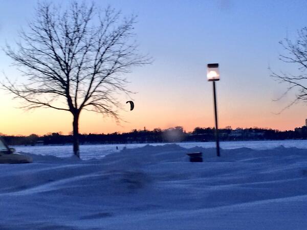 BeckyQuinby's tweet image. What's that in the air you ask? Someone is windboarding on @LakeCalhoun