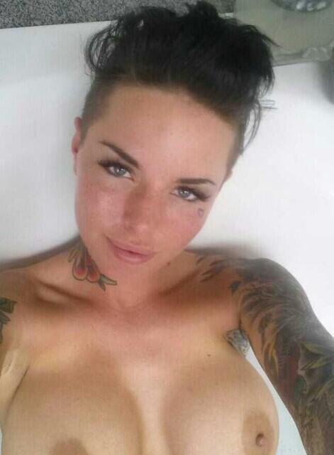 Makeup-less Mack http://t.co/BFQ1Xz6wjJ<a href="/tag/mackmonday"class="tags"><span>#mackmonday</span></a><a href="/tag/mackbooty"class="tags"><span>#mackbooty</span></a>