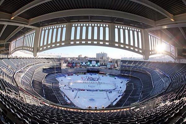 PuckPictures's tweet photo. 2014 stadium series at the Yankees baseball stadium ! Featuring the New York rangers and New York islanders ! http://t.co/02cYL68zl3