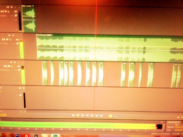 martijnroskam's tweet image. Working with numerous #deadlines isn&apos;t so funny.. Now audio duck #sidechaining for a #voice-over