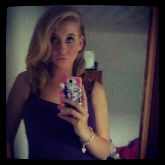 vickycrowhurst tweet picture