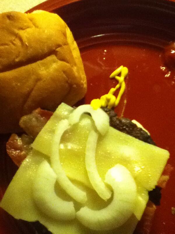 Russ_Wellen's tweet photo. I can't believe my son still plays with his food! http://t.co/rHIhP8wPPB