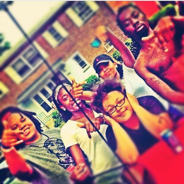 BGottooo's tweet photo. #TBT One Day We Was Just Chilling In Front Of Bro Crib ๐ฏ ParkalotPimping , Damn I Miss Bro #StephWorld ๐๐ผ http://t.co/ZT3MwPtrCi