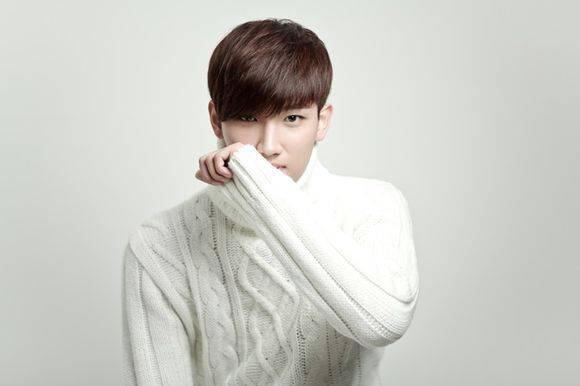 “<a href="/allkpop/">allkpop</a>: Roh Ji Hoon reported to be finally making a comeback on February 4 allkpop.com/article/2014/0… ” FINALLY ^_^