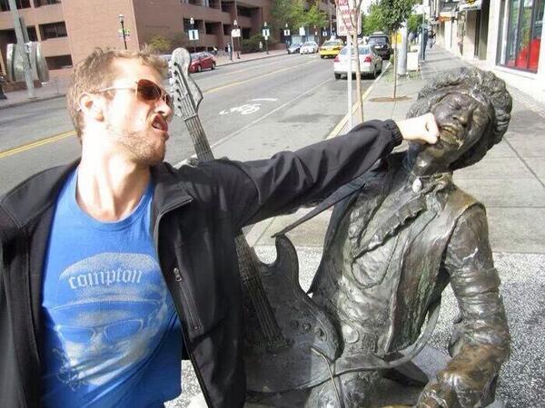 grahamclark's tweet photo. i want to make a collection of people posing with music monuments like this: http://t.co/Yljoc3T1CC