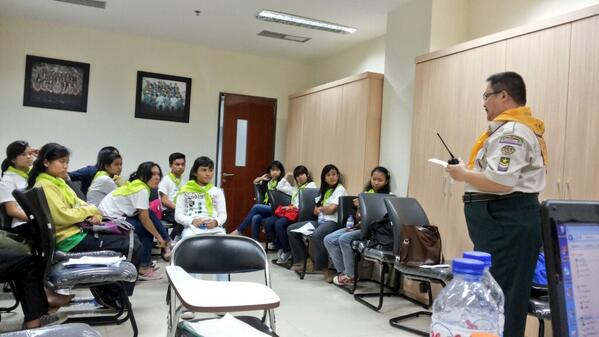 Adventist_YES's tweet photo. Evaluasi 'Status Dispatcher' oleh MG. Dr. Raymond Sakul #YESBSTC http://t.co/eSPnmHkw4O