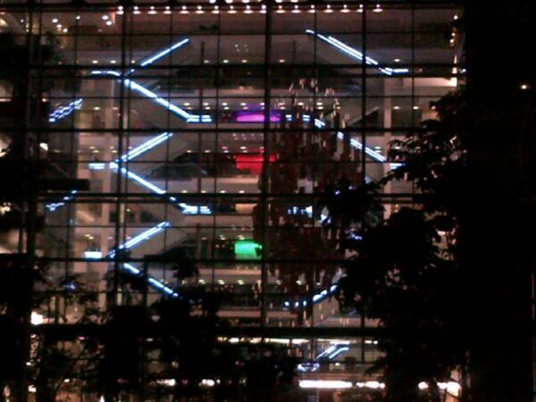 CroftyMac's tweet image. Standard Bank @ night