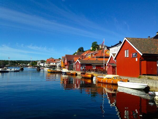 DiscoverOutdoor's tweet photo. Der nächste Sommer kommt bestimmt - wie wäre es dann mit einem #Camping-Urlaub in #Norwegen?  http://t.co/KTuZgNcOhU http://t.co/Pl244PaTCT
