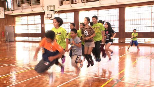 めざましテレビ ロープジャンプ 沖縄県の垣花小学校のみんな頑張ってたね 今の頑張りは絶対大人になったときに役に立つよ みんなで一致団結頑張れ めざましテレビ Http T Co Tr3u41dtr1 Twitter