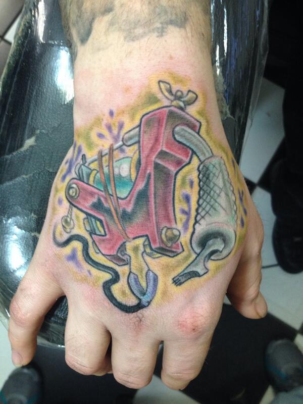 richierichink's tweet photo. #Richierichink #tattoos #tattoo http://t.co/Gwa6LHJxX0