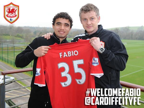Squawka Football on Twitter: "DONE DEAL: Cardiff have completed the signing of Man Utd full-back Fabio. Picture from @CardiffCityFC http://t.co/EuEnREbiRr"