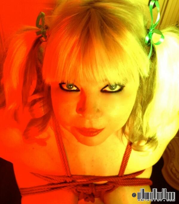 agirltoy's tweet photo. I'm behind in my slavegirl duties &amp; Master isn’t very happy w/me. New~  http://t.co/gOi6KJ1y92 ~ Decoration ~ #BDSM http://t.co/S9mNdOrj9t