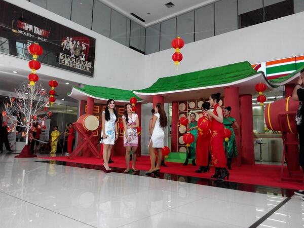 ANTVOfficial_'s tweet photo. TRio Macan lg GR buat Pesbukers Spesial IMLEK LIVE jm 17:25 http://t.co/st6bpnVSAv