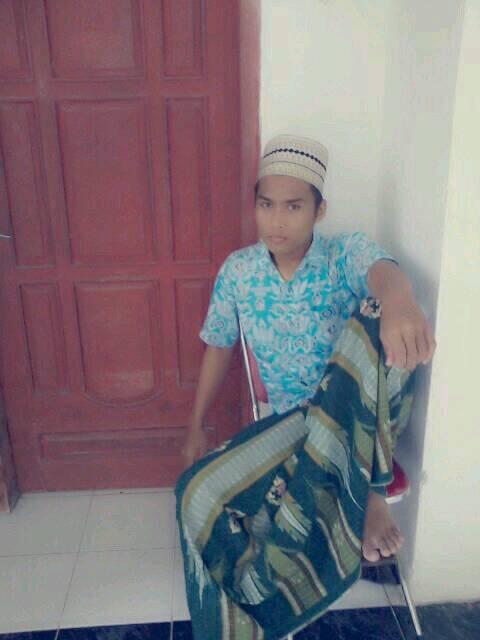 AlChirp's tweet photo. Igak ganteng. http://t.co/gpyWTFmCBK