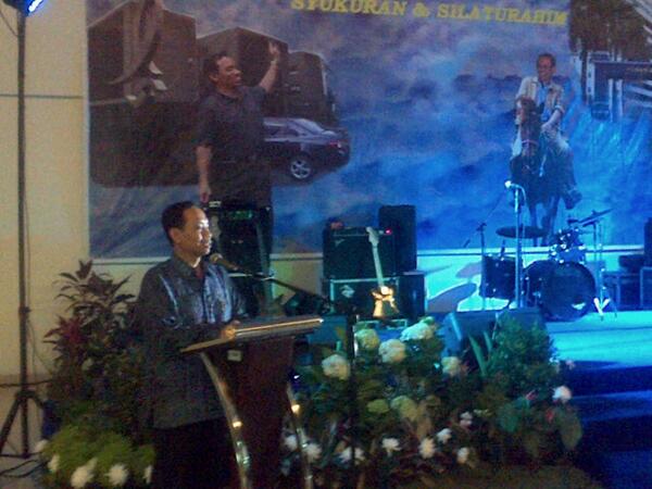 pusbangASN's tweet photo. Sambutan oleh Sesma BKN Bp.Edy Sujitno saat syukuran &amp; silaturahim di Gd. @pusdiklatBKN Ciawi http://t.co/KK6Y9uXg6o
