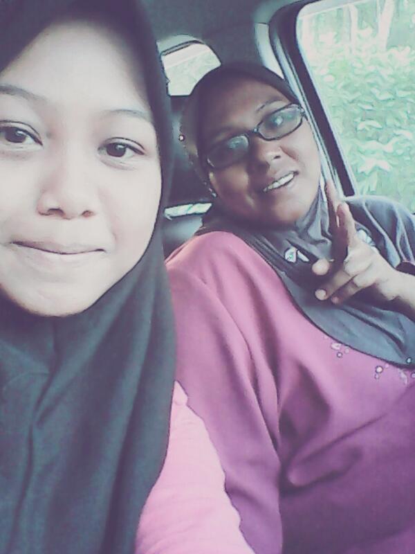 BellaAustere's tweet photo. W/ my beloved mom ! :* sayang maa ! http://t.co/cwPk3ySkRO