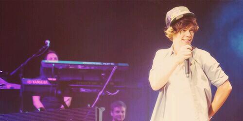 rt if harry is still 19 in your country

fav if not