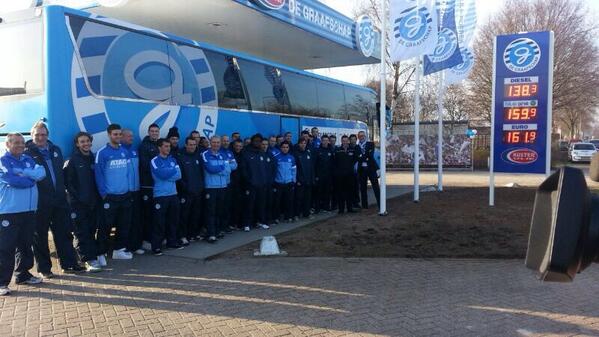 Selectie <a href="/degraafschap/">De Graafschap</a> opent <a href="/Superolieboeren/">Superolieboeren.nl</a> Tankstation aan Edisonstraat in Doetinchem. Dit weekend hoge korting