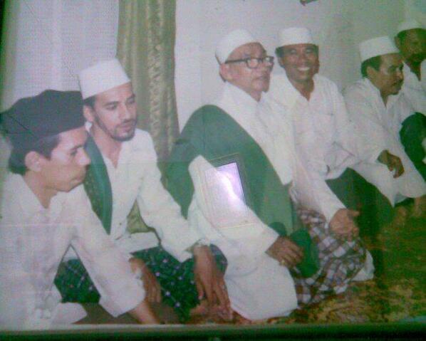 Muhammad Rohman בטוויטר Dari Kiri Ke Kanan Habib Alwi Habib Umar Al Habib Abdurrahman Bin Ahmad Assegaf Habib Muhammad Al Habib Ali Http T Co Qxa6ddnabi
