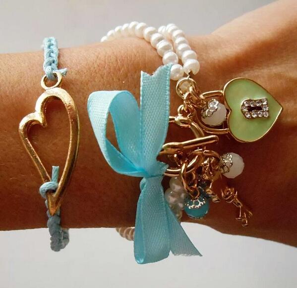 cestasderegalos's tweet photo. Entra en facebook cestas de regalos caperucita rosa http://t.co/erigLtXqpU
